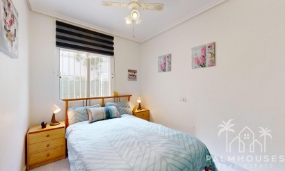 Herverkoop - Villa - San Miguel de Salinas - 03193