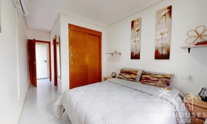 Herverkoop - Villa - San Miguel de Salinas - 03193