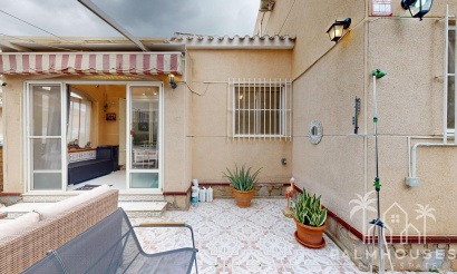 Herverkoop - Villa - San Miguel de Salinas - 03193
