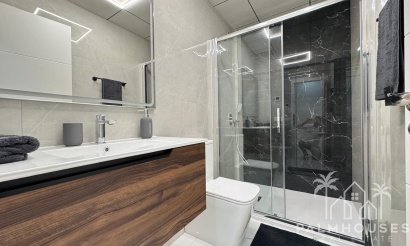 Herverkoop - Appartement - Torrevieja - Estacion de autobuses