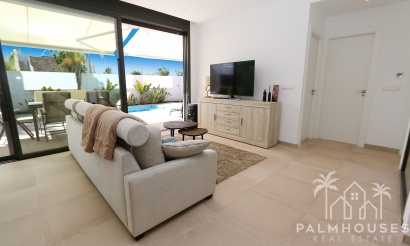 Revente - Villa - Pilar de La Horadada - Costa Blanca