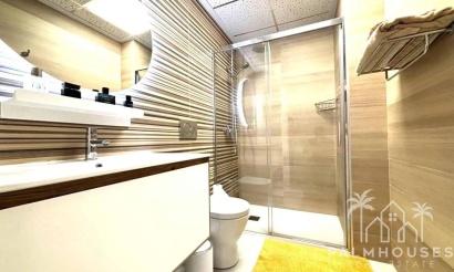 Revente - Apartment - Torrevieja - Las Piscinas Naturales