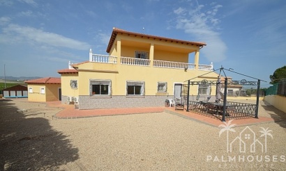 Venta - Villa - Campos del Río - Inland