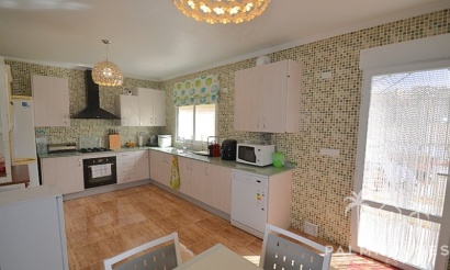 Venta - Villa - Campos del Río - Inland