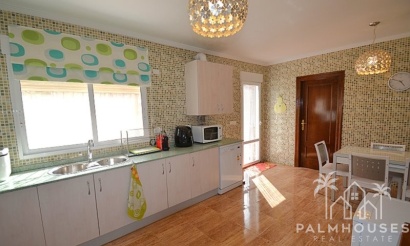 Venta - Villa - Campos del Río - Inland