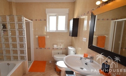 Venta - Villa - Campos del Río - Inland