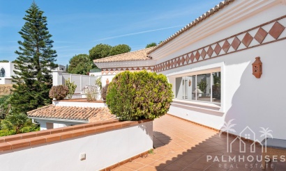 Resale - Villa - Benahavís - Cortés