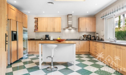 Resale - Villa - Benahavís - Cortés