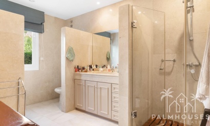 Resale - Villa - Benahavís - Cortés