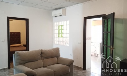 Revente - Villa - Los Montesinos - PUEBLO CENTRO