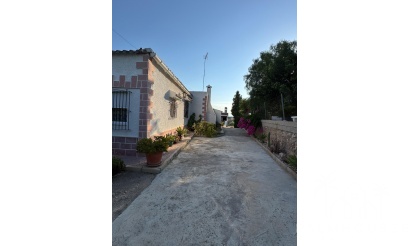 Herverkoop - Villa - Albatera - Partida Lomas