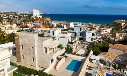 Herverkoop - Villa - La Zenia - Costa Blanca