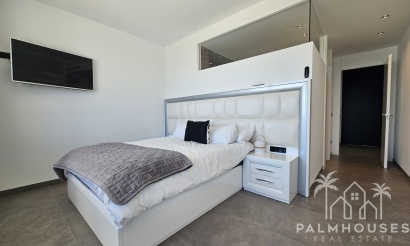 Revente - Villa - Orihuela Costa - Costa Blanca