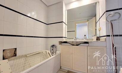 Herverkoop - Appartement - Torrevieja - Playa De La Mata