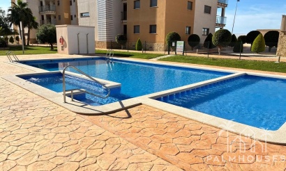 Revente - Apartment - Villamartin
