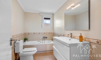 Venta - Villa - Ciudad De Las Comunicaciones - Costa Blanca