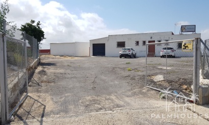 Revente - Finca - Los Montesinos