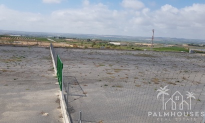 Revente - Finca - Los Montesinos