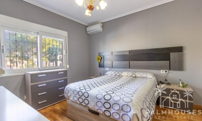 Revente - Villa - Torrevieja - Los Balcones