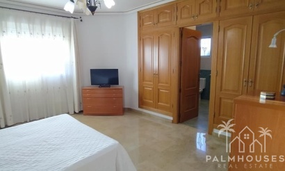 Revente - Villa - Orihuela - LOS DESEMPARADOS