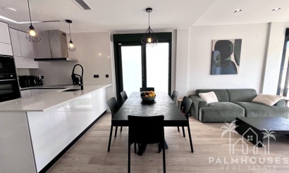 Venta - Villa - Punta Prima - Costa Blanca