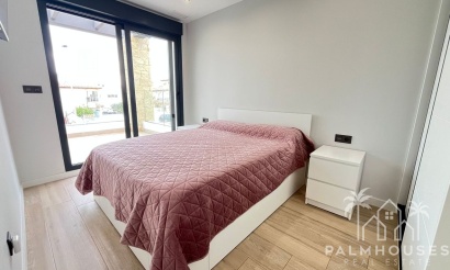 Venta - Villa - Punta Prima - Costa Blanca