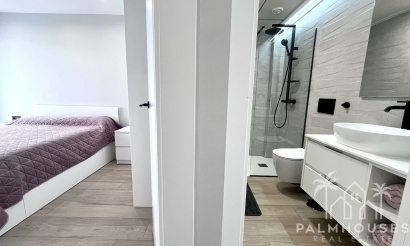 Venta - Villa - Punta Prima - Costa Blanca