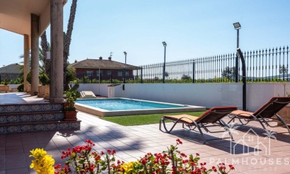 Revente - Villa - Orihuela - Orihuela Ciudad