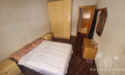 Resale - House - Torrevieja
