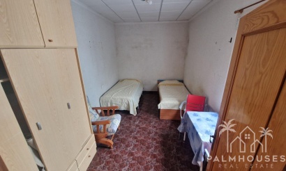 Resale - House - Torrevieja