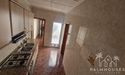 Resale - House - Torrevieja