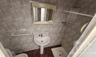 Resale - House - Torrevieja