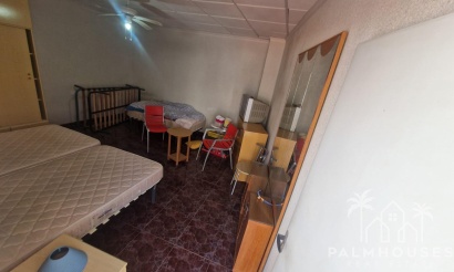 Resale - House - Torrevieja