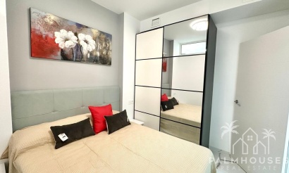 Resale - Apartments - Torrevieja - Playa del cura