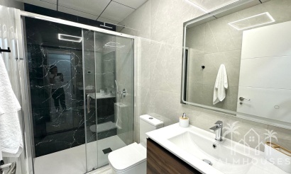 Resale - Apartments - Torrevieja - Playa del cura