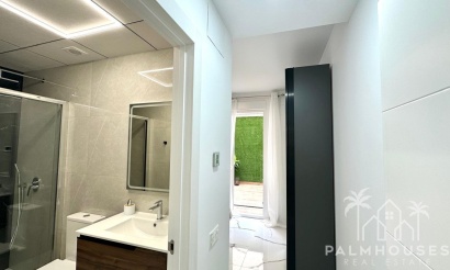 Resale - Apartments - Torrevieja - Playa del cura