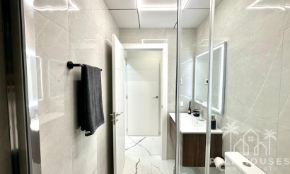 Revente - Apartment - Torrevieja - Playa del cura