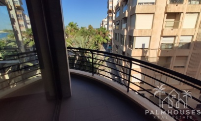 Revente - Apartment - Torrevieja - Puerto