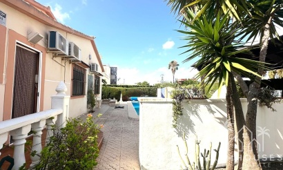Revente - Villa - Orihuela Costa - Costa Blanca