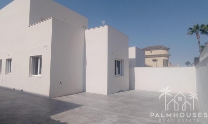 Revente - Villa - Torrevieja - Aguas Nuevas