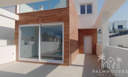 Revente - Villa - Torrevieja - Aguas Nuevas