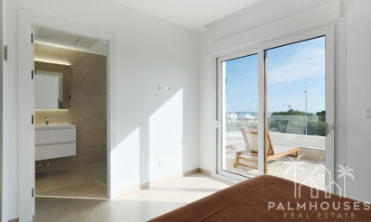 Revente - Villa - Orihuela Costa - Lomas de Don Juan