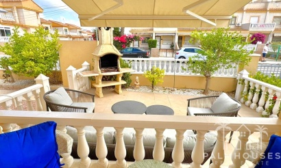 Revente - Villa - Orihuela Costa - Villamartin