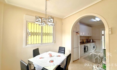Revente - Villa - Orihuela Costa - Villamartin