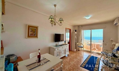 Resale - Apartments - Torrevieja - Playa del cura