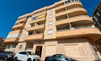 Resale - Apartments - Torrevieja - Playa del cura