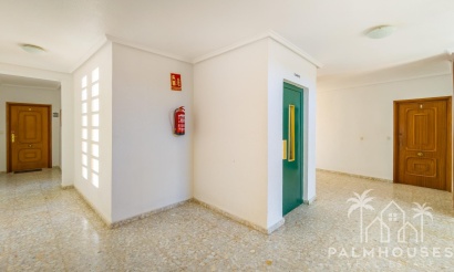 Venta - Apartment - Torrevieja - Playa del cura