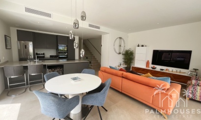 Venta - Villa - Los Montesinos - La Herrada