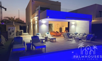Venta - Villa - Los Montesinos - La Herrada