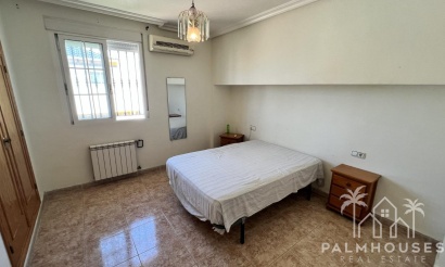Revente - Villa - Torrevieja - Aguas Nuevas